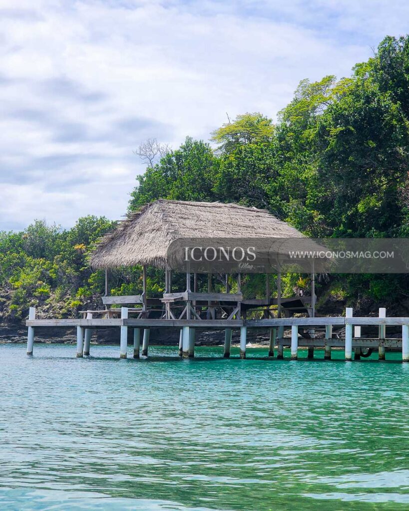 camping cayos cochinos honduras