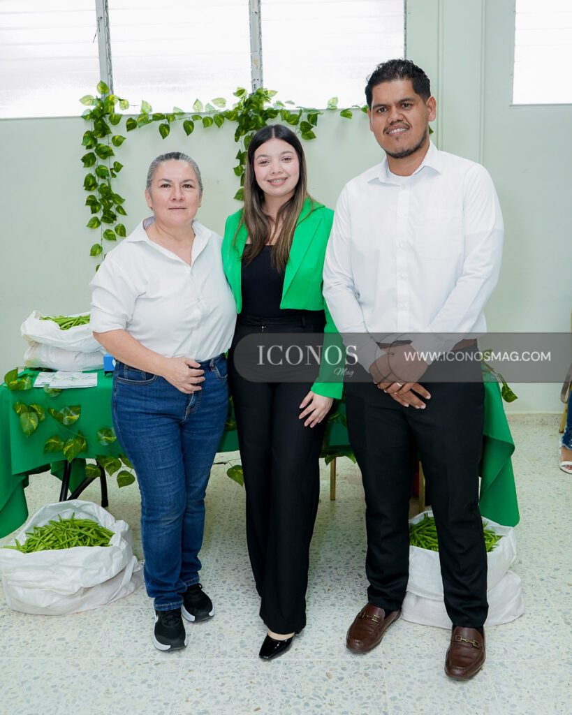 feria proyectos tecnologicos ingenieria y negocios uth honduras