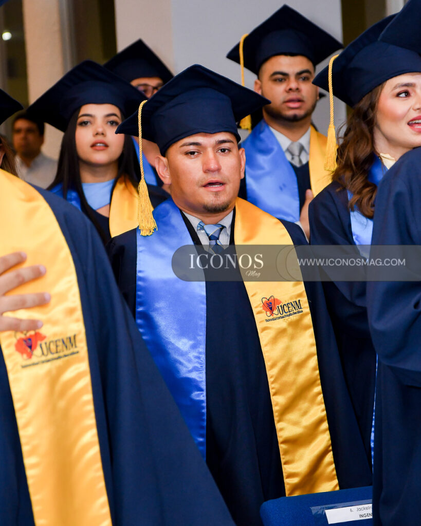 historia de fernando recinos esquivel