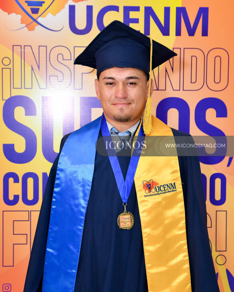 historia de fernando recinos esquivel