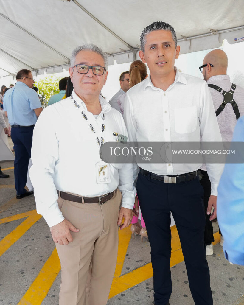 inauguracion pasillo de honor uth honduras