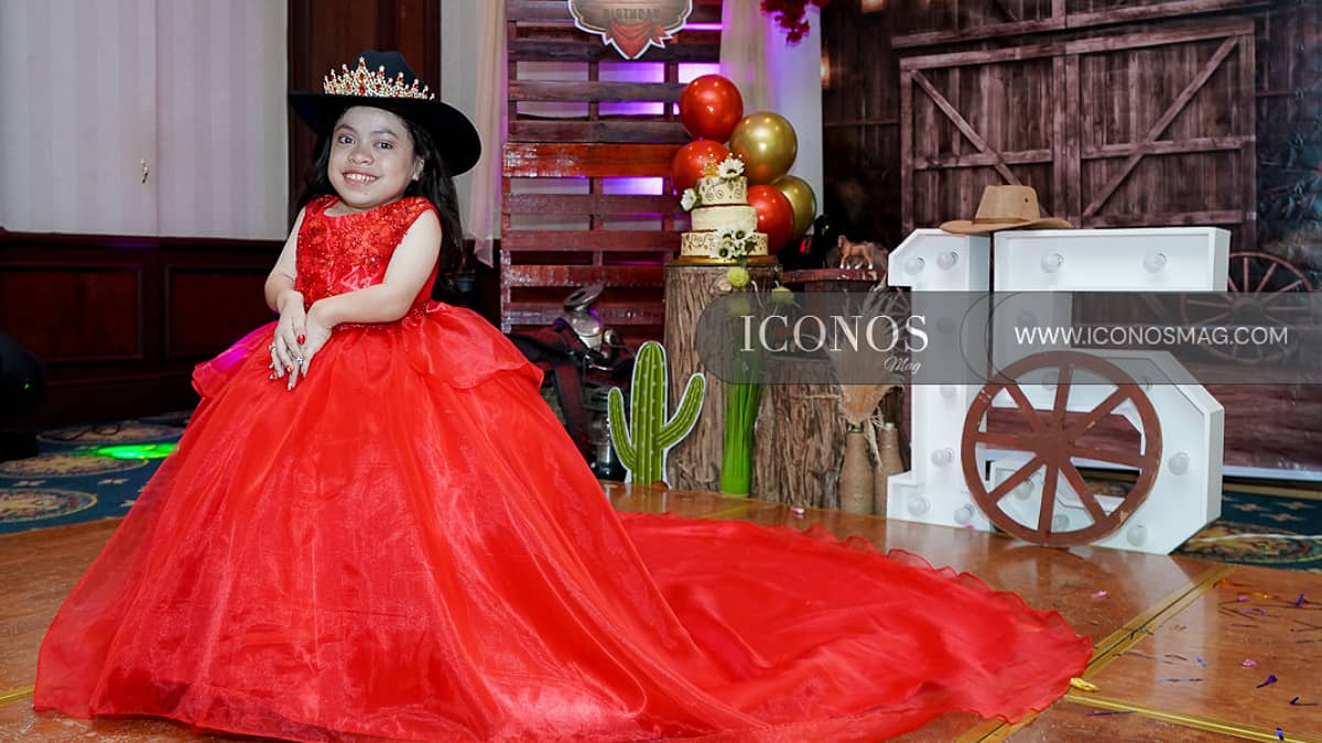 Los quinces años de Blanca Victoria Paz Paz