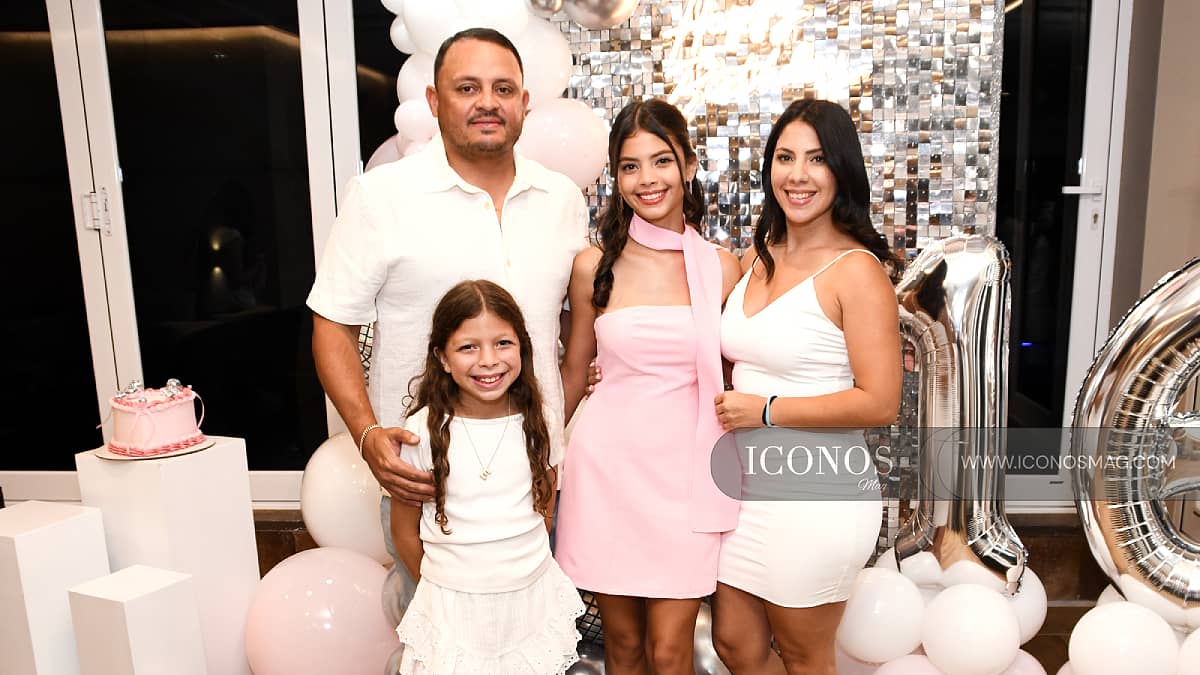 La cena por los 16 años de Emily Marie Hynds Canales