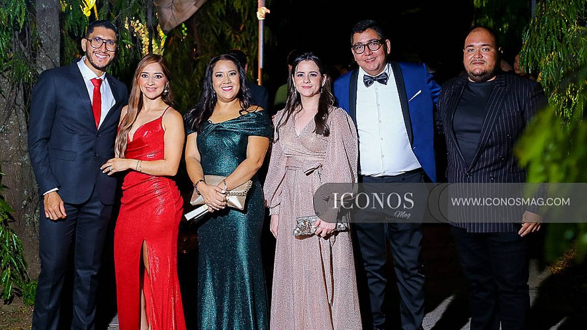 TERCERA PARTE La boda de Jennifer Melissa Bustillo Herrera y Roberto Harcid Osorto Díaz