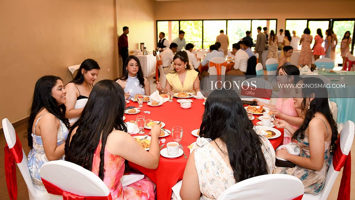 SEGUNDA PARTE El <em>brunch de los Seniors</em> 2026 by Instituto Bilingüe Del Valle School