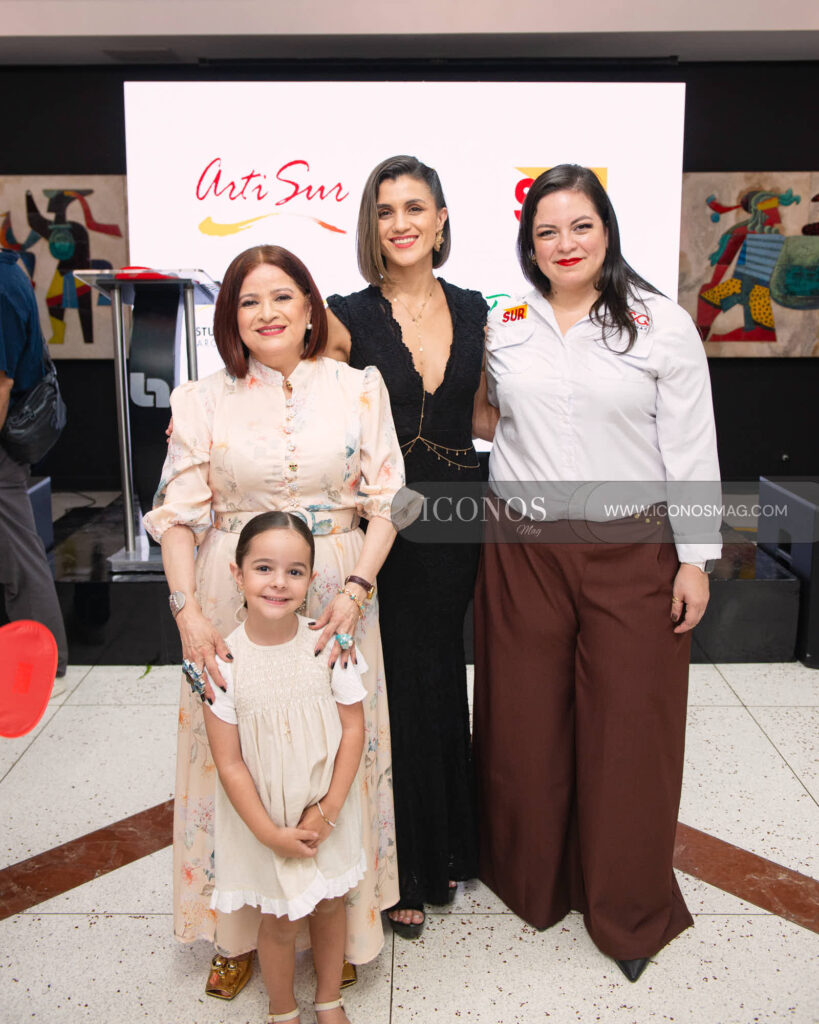 gala artistica artisur banco atlantida honduras