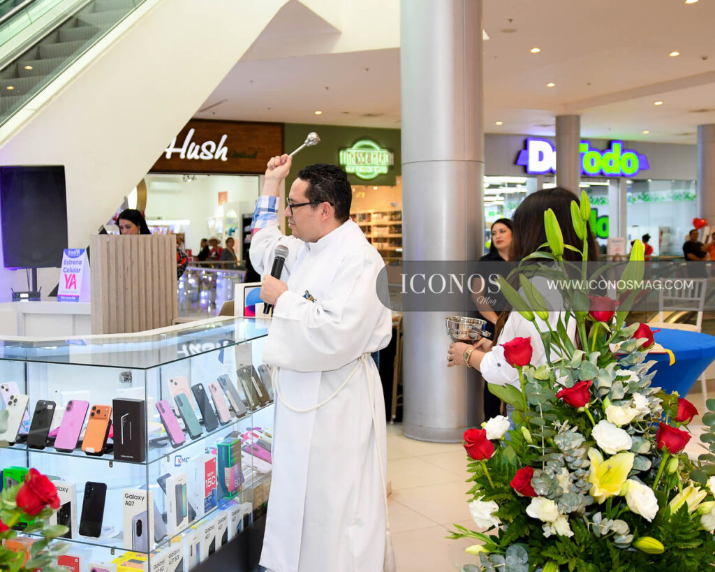 inauguracion kmoviol mega mall honduras