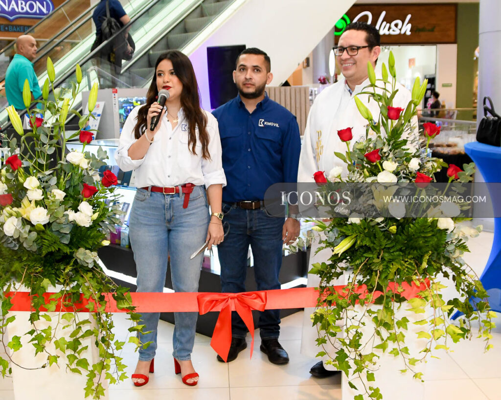 inauguracion kmoviol mega mall honduras