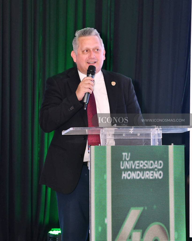 lanzamiento media maraton por los aniversario uth honduras