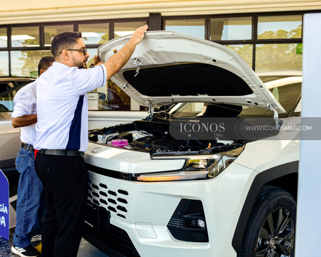 lanzamiento toyota rav hev la ceiba