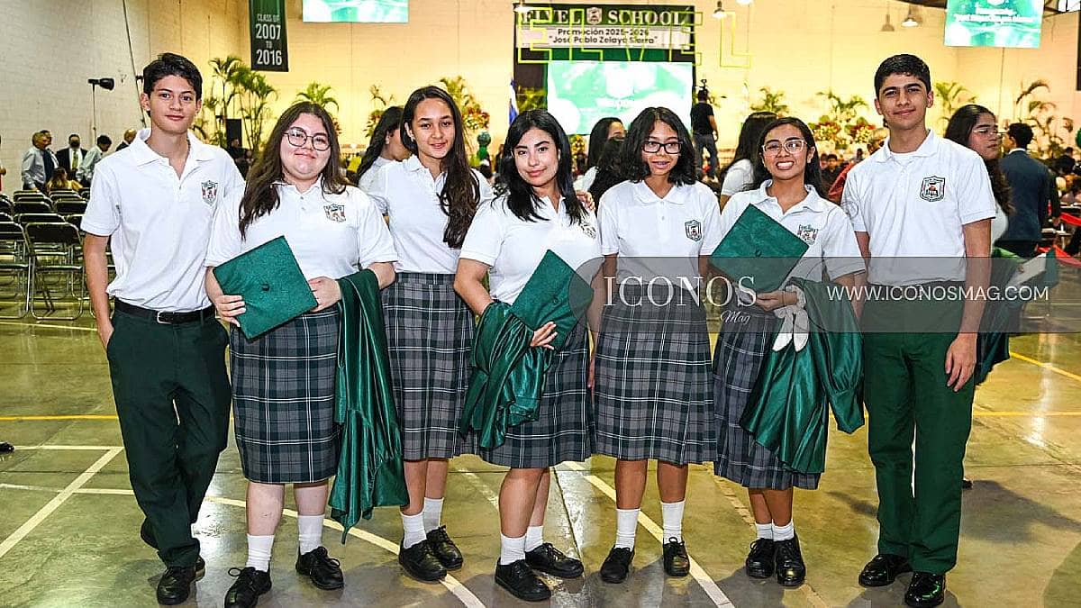 TERCERA PARTE Los actos de graduación de los <em>Seniors ES 2026 by Elvel School</em> Tegucigalpa