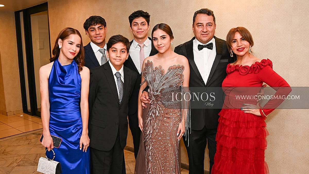 TERCERA PARTE Los invitados a la graduación de los <em>Seniors DCS 2026 by Del Campo School</em> Tegucigalpa