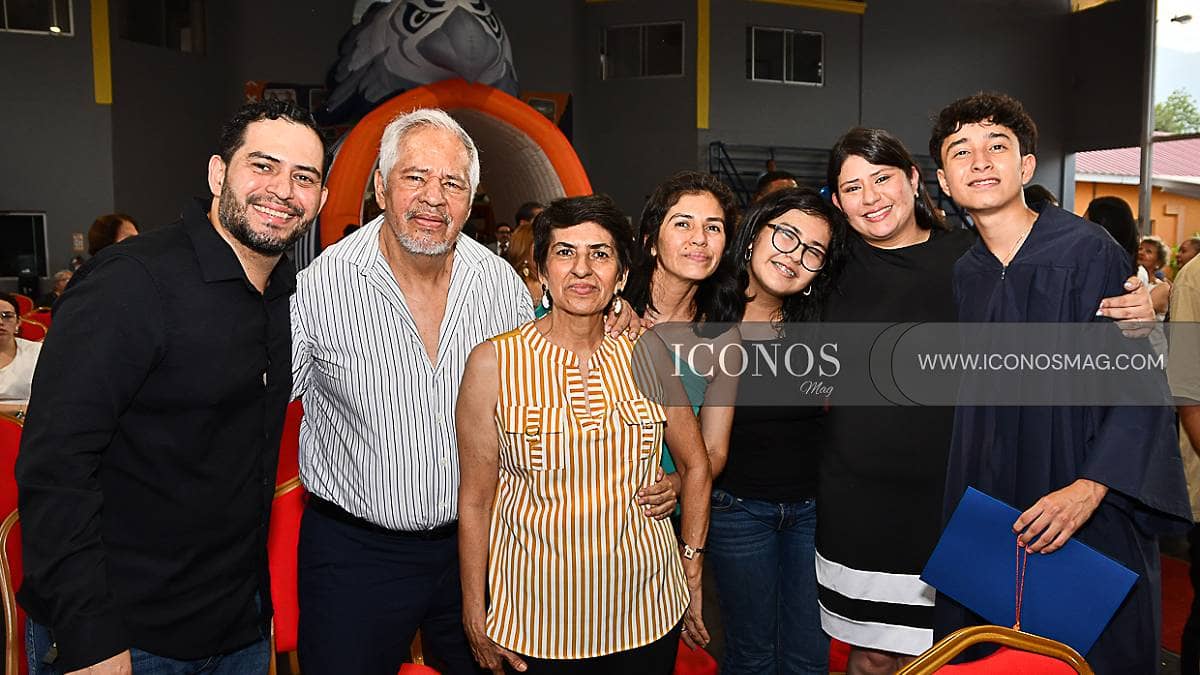 QUINTA PARTE Los actos de graduación de los <em>Seniors HDF 2026 by Happy Days & Freedom</em>