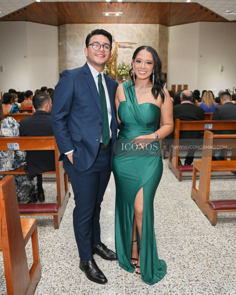 boda alejandra maria lobo montoya y john david flores casco