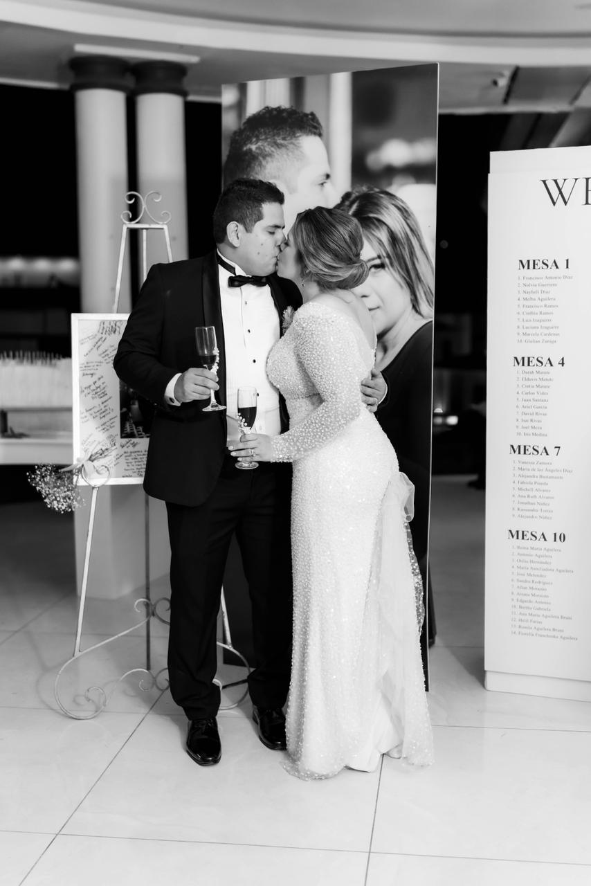 boda regina diaz y allan diaz Image at PM