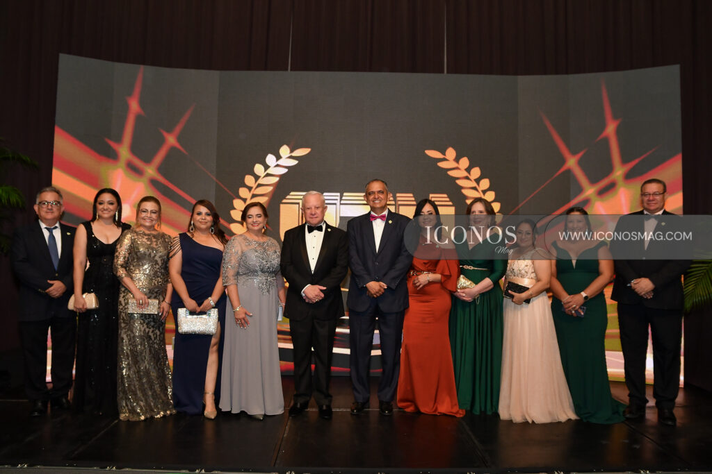 cena de gala aniversario uth honduras