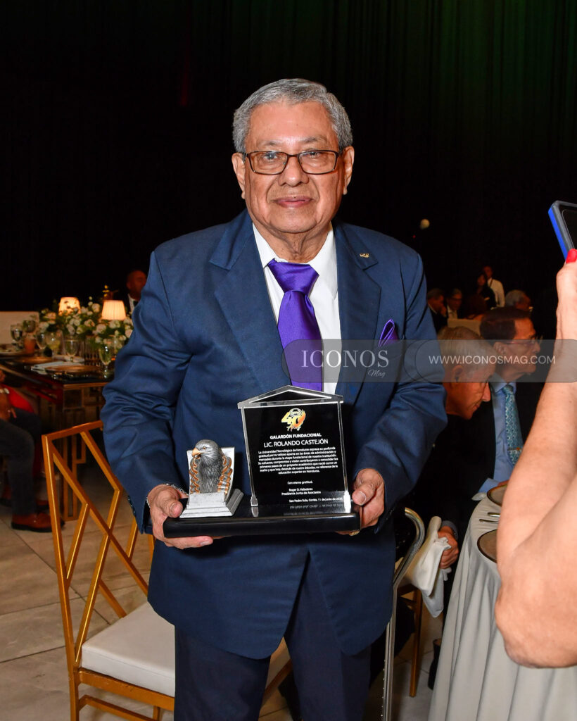 cena de gala aniversario uth honduras