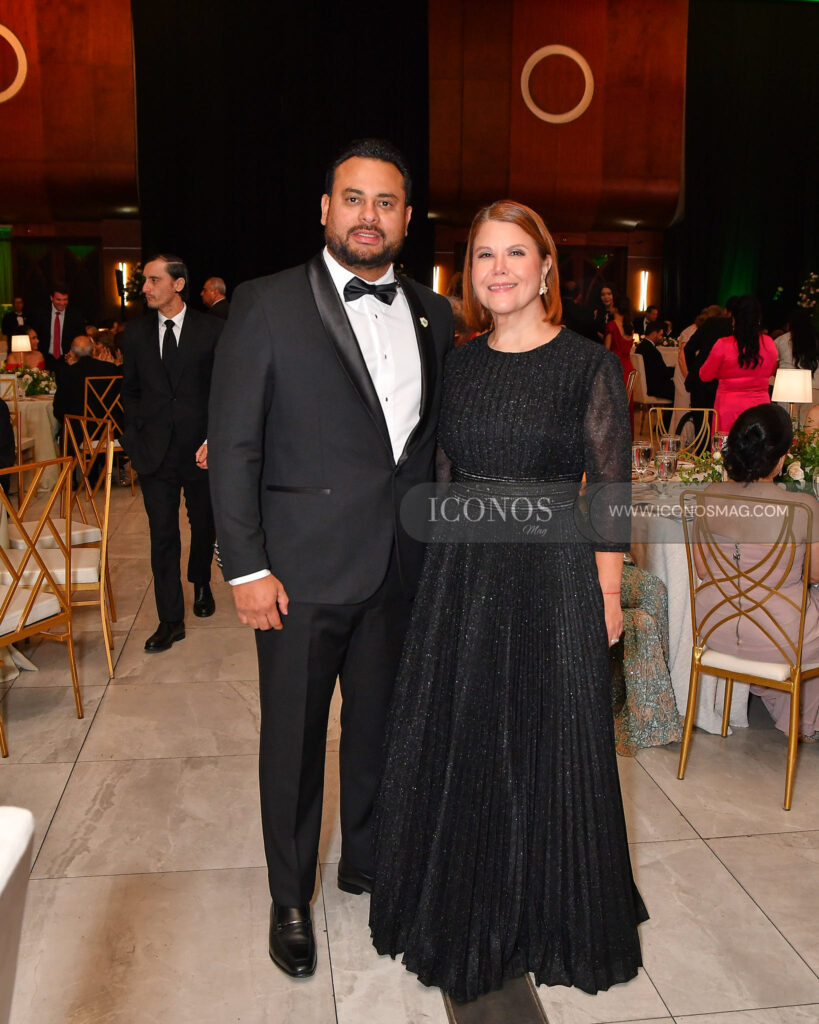 cena de gala aniversario uth honduras