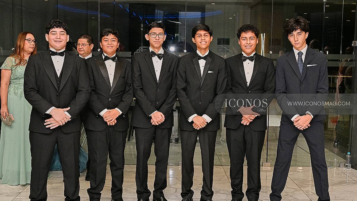 Gala graduación Seniors HDF 2026 by escuela Happy Days & Freedom 3