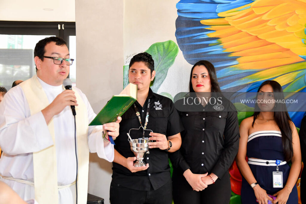 inauguracion espresso americano by mega plaza palenque