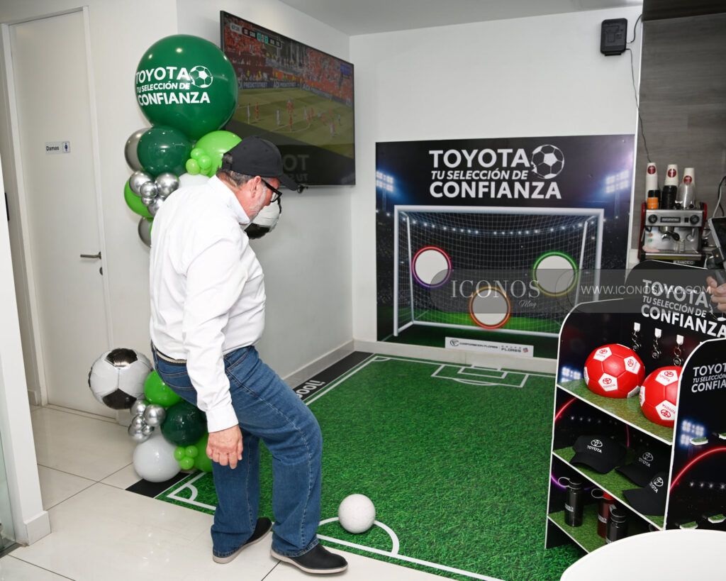 lanzamiento campana toyota tu seleccion grupo flores
