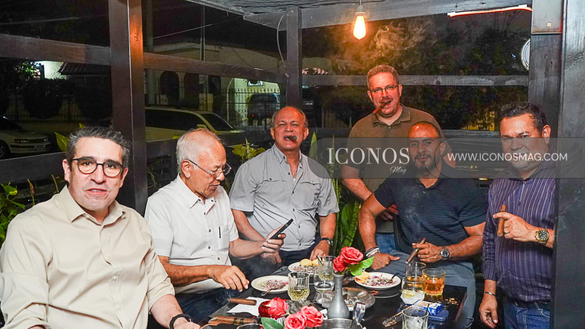 El lanzamiento de la marca de puros <em>Herencia real</em> y su <em>Génesis edition</em>