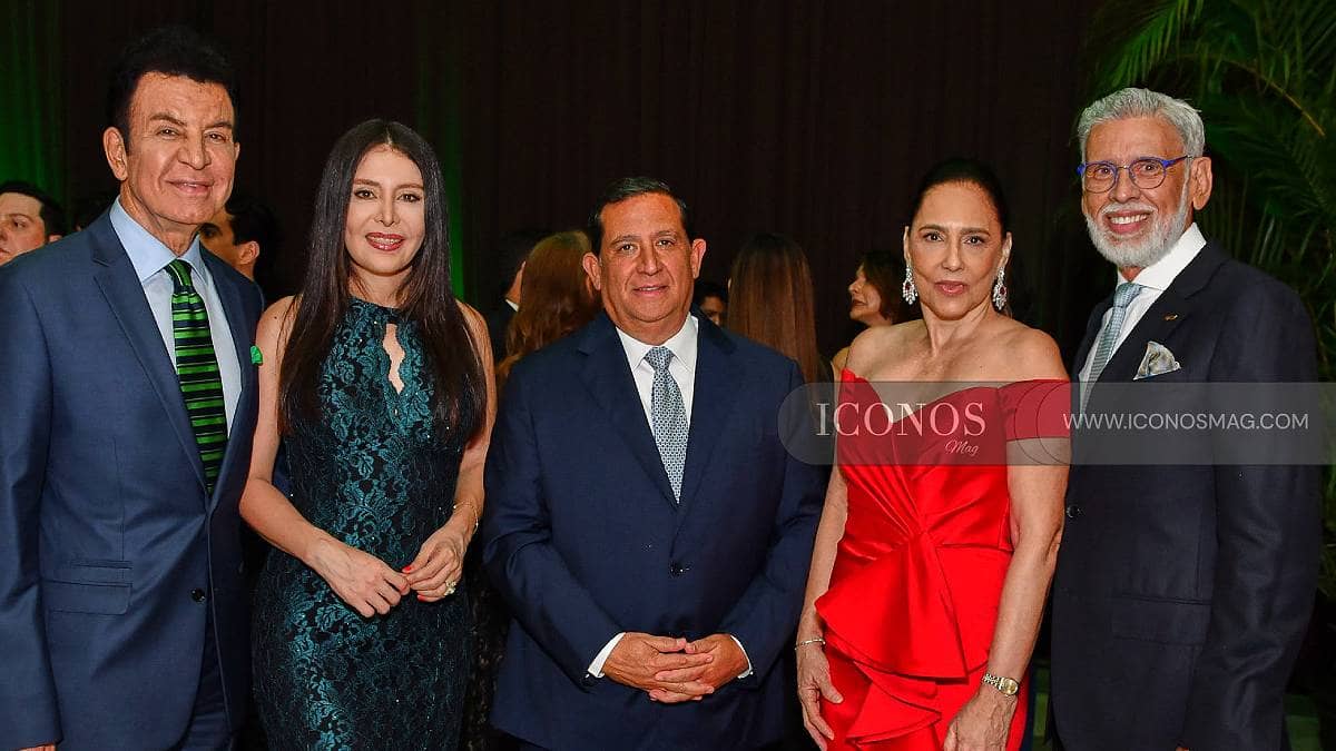 SEXTA PARTE El cóctel sinfónico del 40 aniversario de <em>UTH</em> Honduras