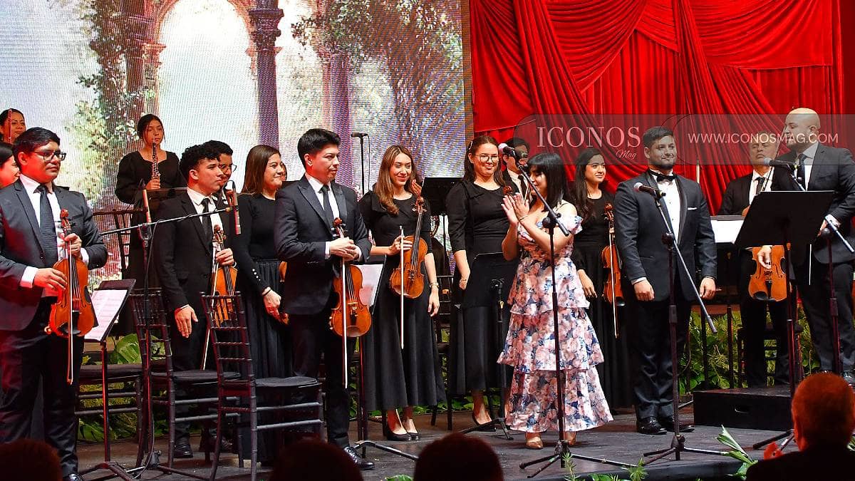 El <em>show</em> de la gala del 40 aniversario de <em>UTH</em> Honduras