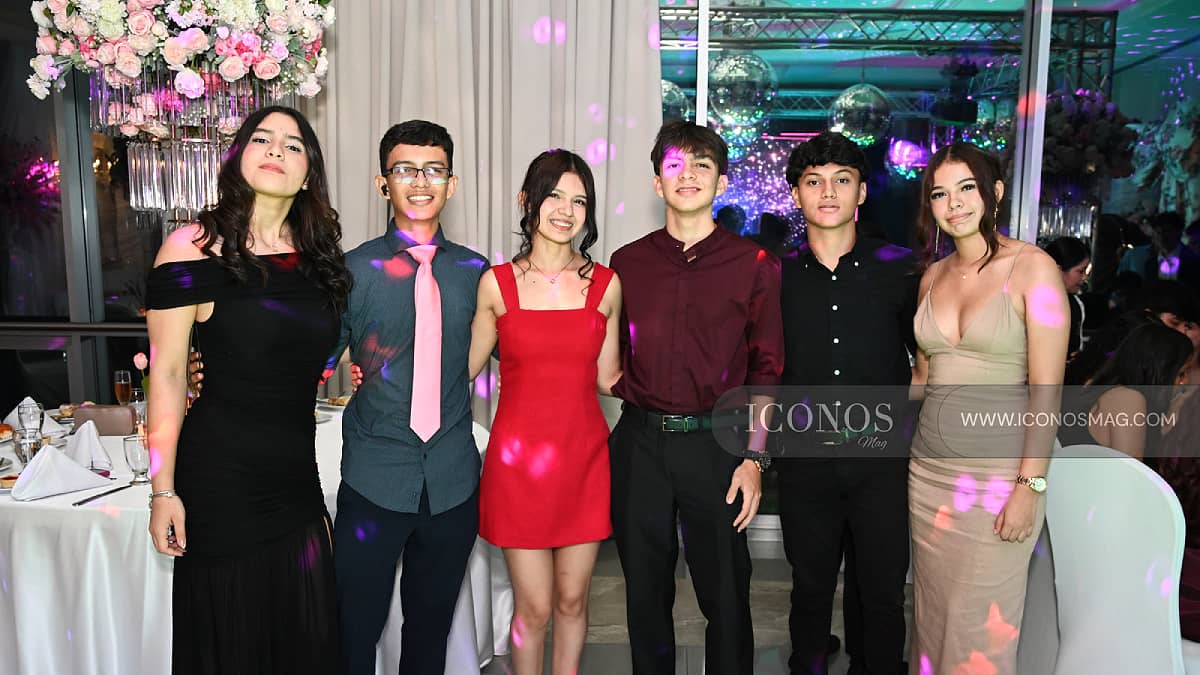 Los quince años de Valentina Isabella Lagos Hernández