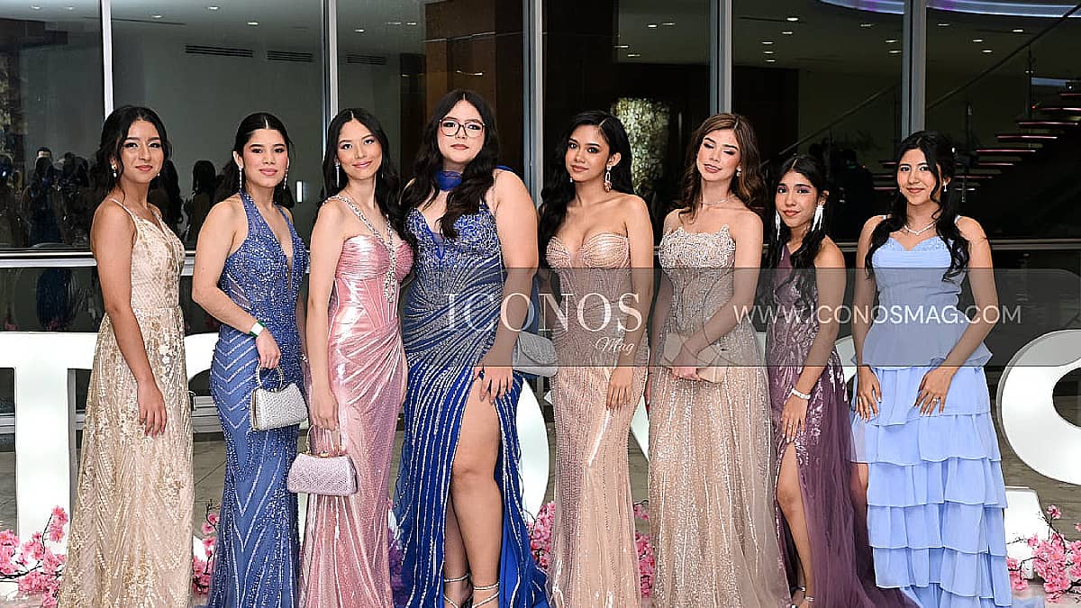TERCERA PARTE La graduación de los <em>Seniors KKM 2026 by Kiddy Kat Morazzanni</em>