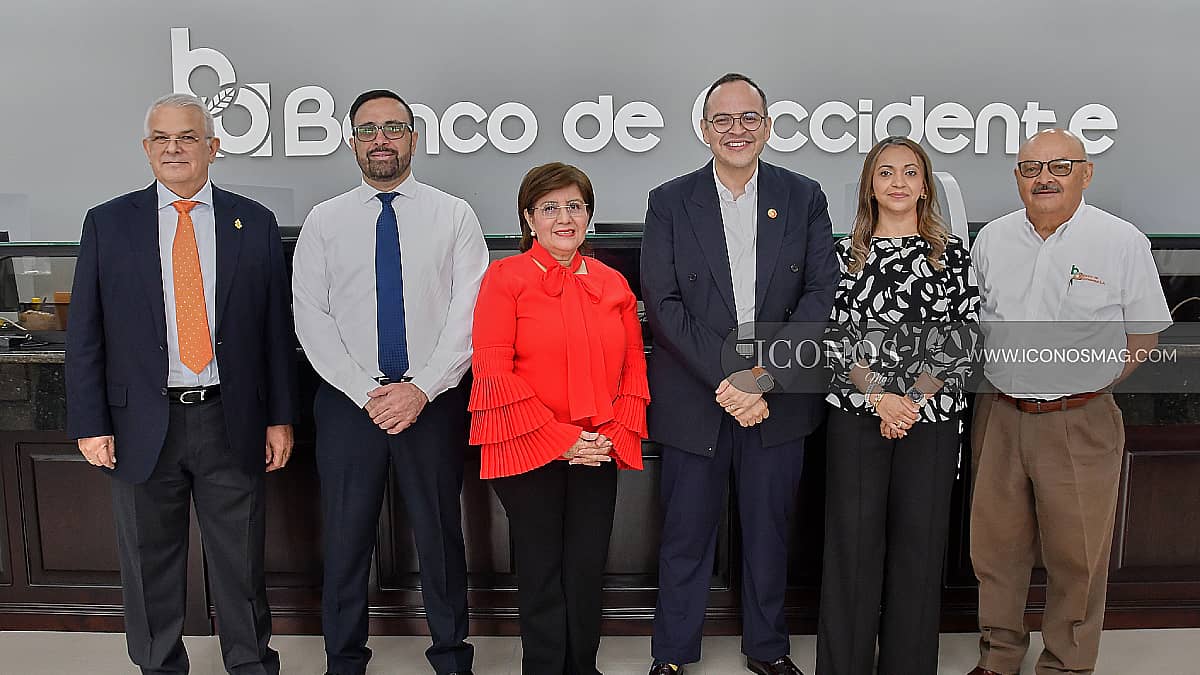 La inauguración de la agencia de Banco de Occidente Honduras en <em>Town Center</em>