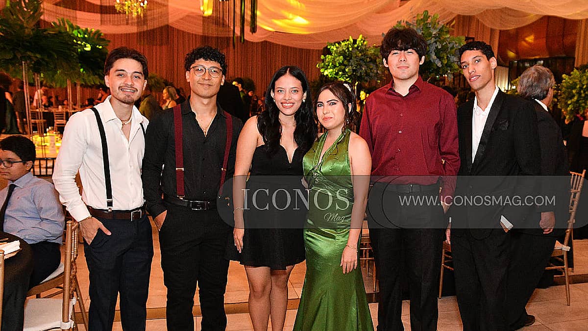 SEGUNDA PARTE Los invitados a la graduación de los <em>Seniors KKM</em> 2026 <em>by Kiddy Kat Morazzanni</em>