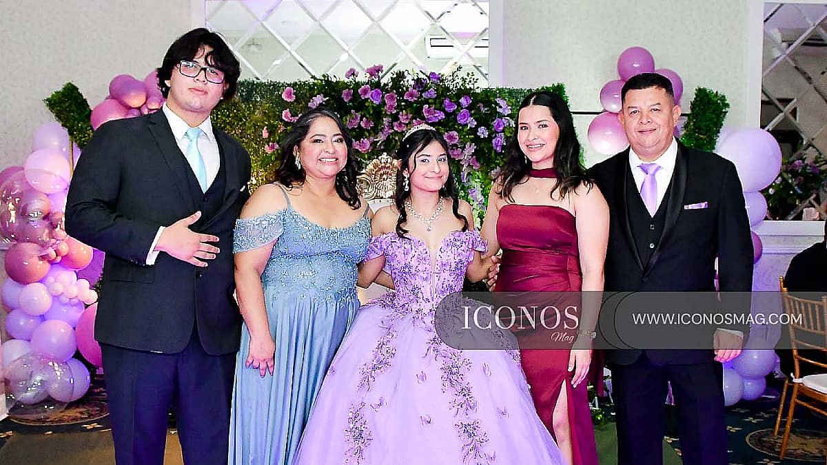 Los quince años de Katherine Sophie Fernández Osorto