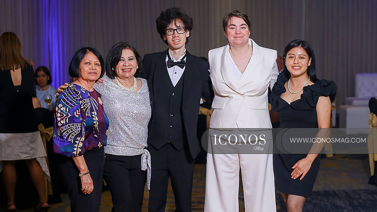 La boda civil de Natalie Janaye Capriglione y Gianluca Sebastien Calderón Tobar