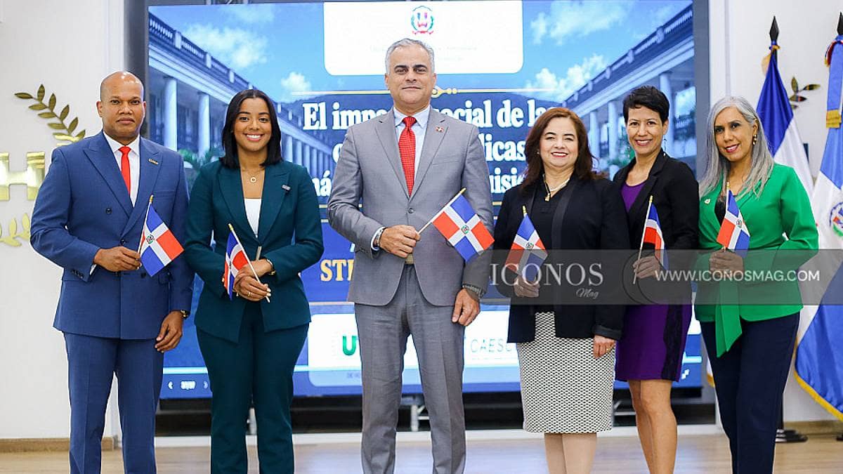El panel <em>El impacto social de las compras públicas: más allá de la adquisición by UTH </em>Honduras