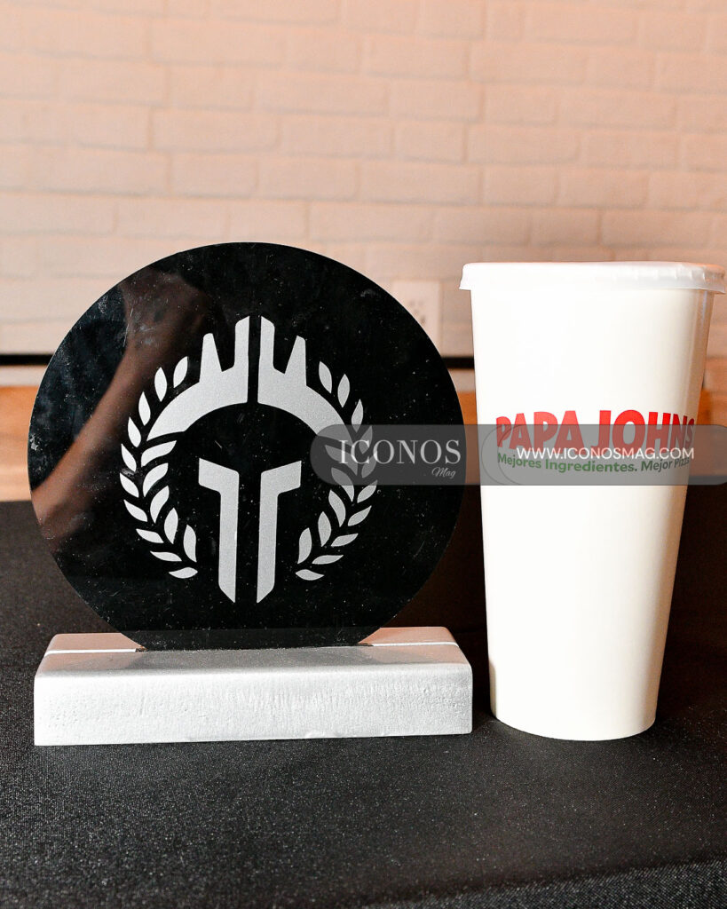 alianza optimus card y papa johns honduras