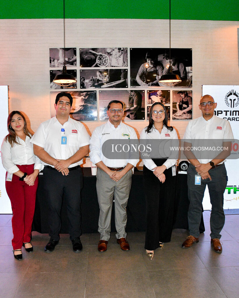 alianza optimus card y papa johns honduras