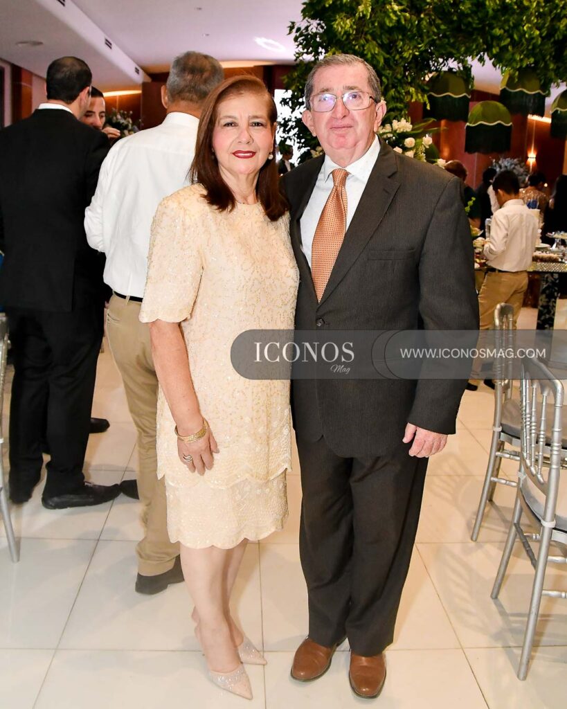 aniversario alicia bendeck y johnny sikaffy
