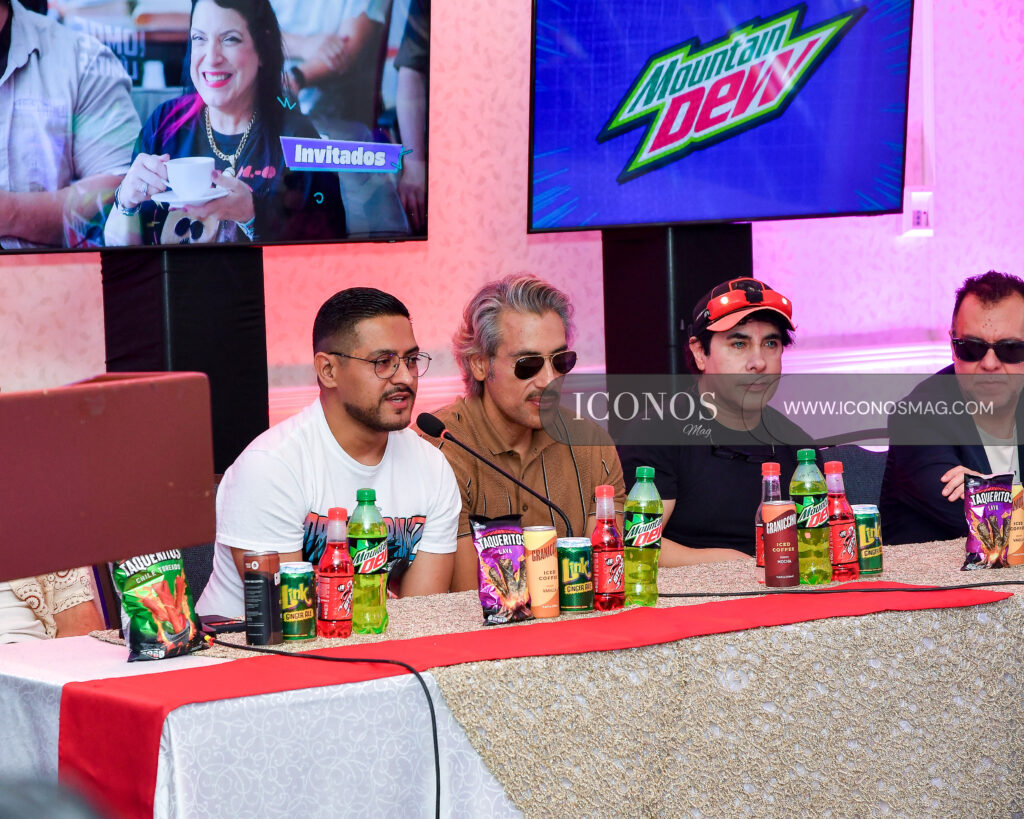 conferencia de prensa comic con