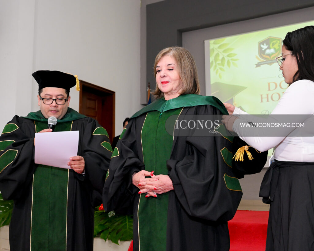 doctorado honoris causa rectora ucenm honduras maria antonia fernandez pena suazo nuila