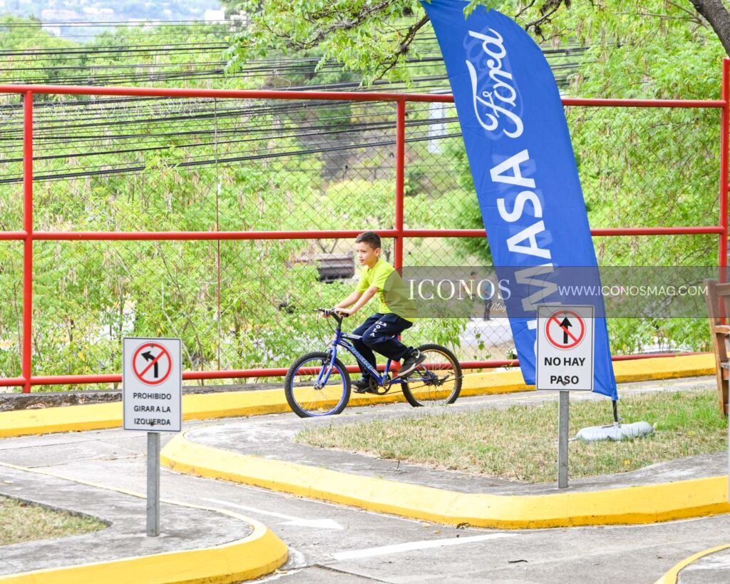 donacion bicicletas grupo flores honduras