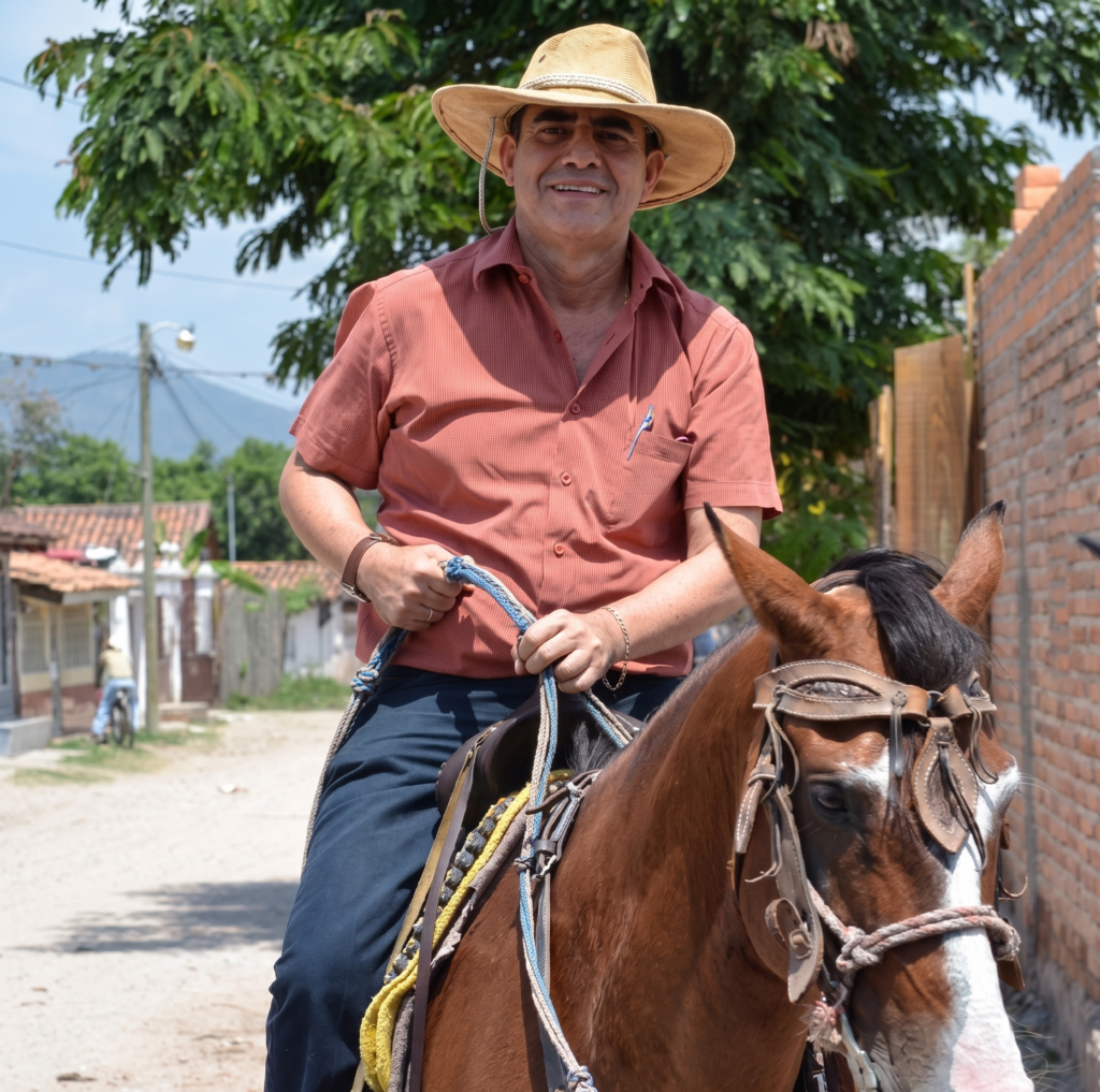 fallece aristides luis aceituno calderon