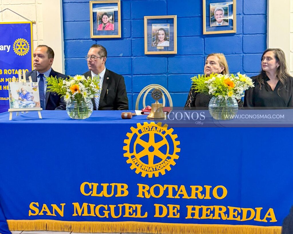 homenaje postumo rolando rios club rotario