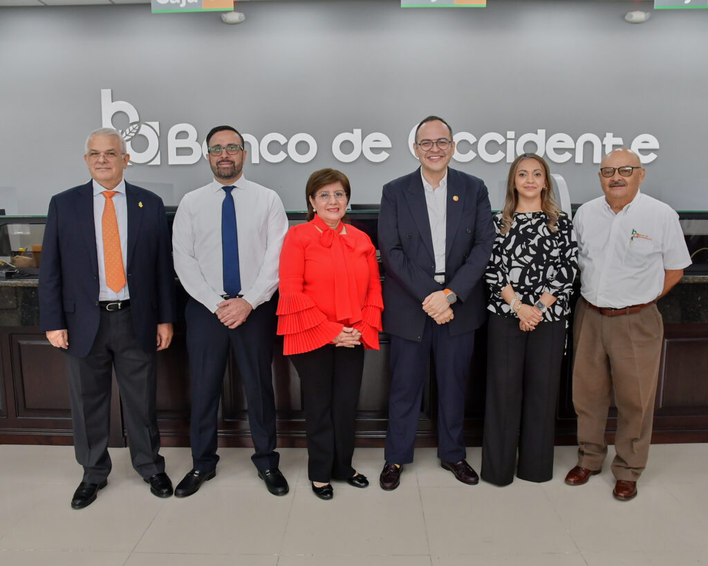 inauguracion agencia town center banco de occidente honduras