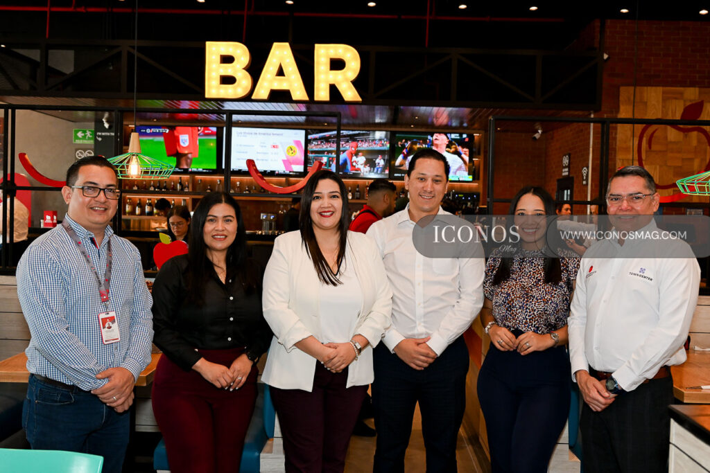 inauguracion applebees ihop town center
