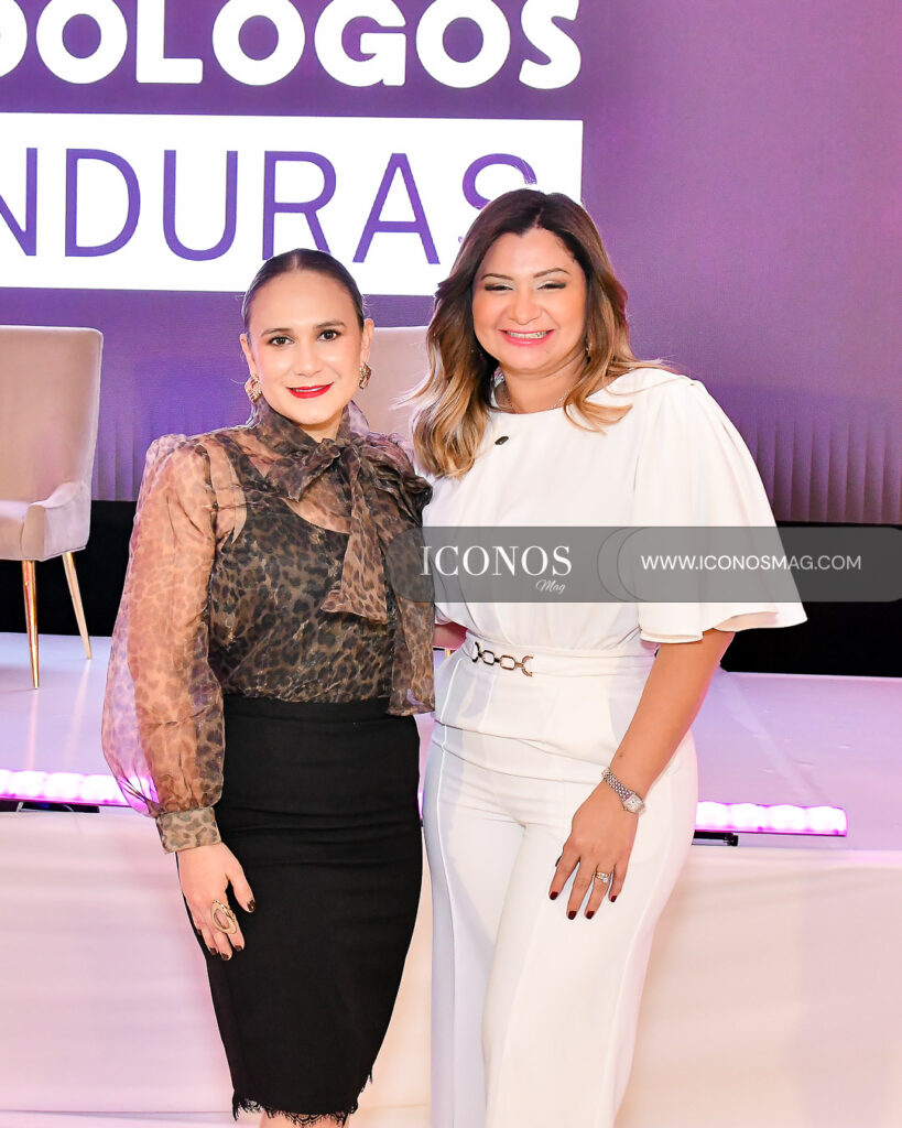 participacion de emma mejia bonilla de valladares en la conferencia liderazgo