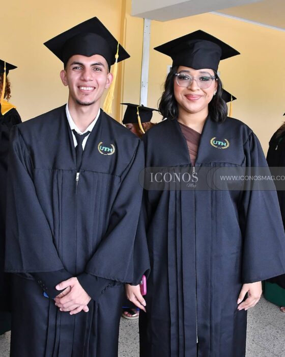 portada graduacin uth