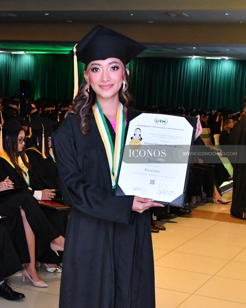 primera ceremonia de graduacion by uth san pedro sula honduras