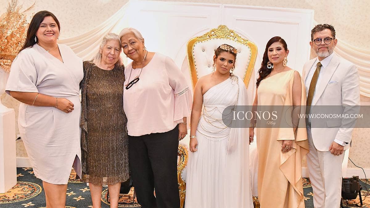 Los quince años de Gracia Sofíah García Contreras