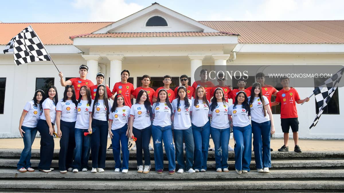 PRIMERA PARTE La entrada de los <em>Seniors Dolphins SJI</em> 2027 <em>by Saint Joseph Institute</em>